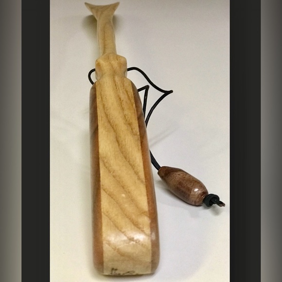 1990s Vtg Hand Crafted Wooden Walnut Oak Leather Strap Artisan Shoehorn - Picture 4 of 7